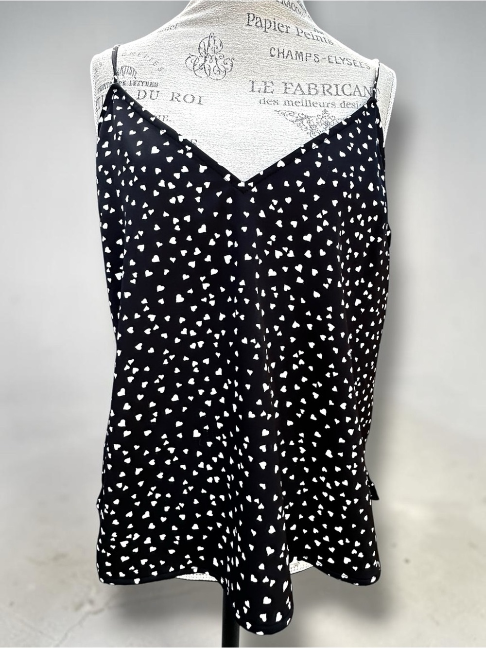 A New Day Target Black Heart Print Satin V-Neck Camisole Tank Top Medium